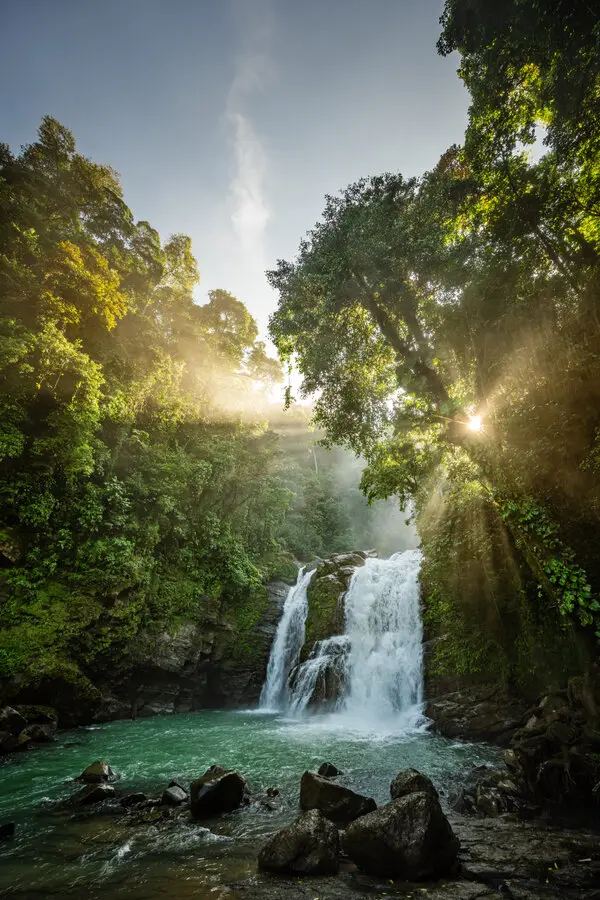 Costa Rica Tropical Waterfall — Natural Environment